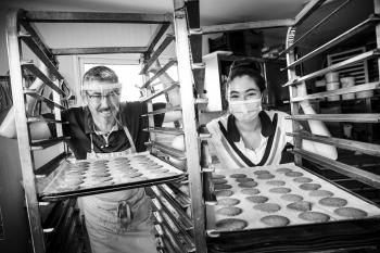 ALM cb tenir pâtisserie resize350x233
