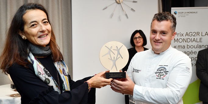 Trophée RSE 2024 trophée.jpg