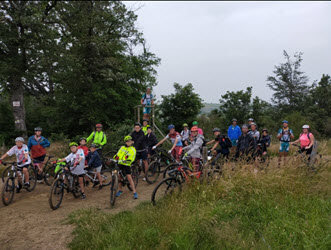 Partage, échange et souvenirs, le boom des communautés vélo