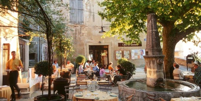 Place de village